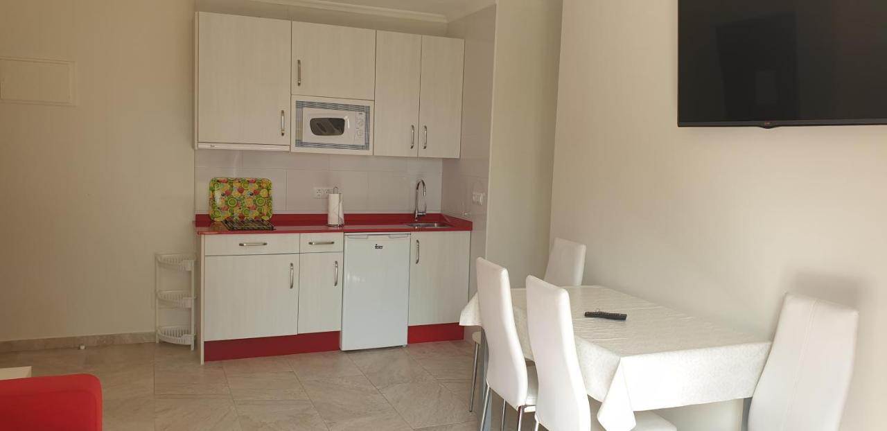 Apartamentos La Pradera De Isla Exterior foto
