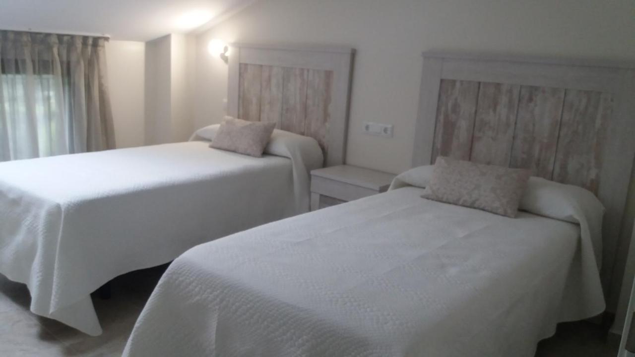 Apartamentos La Pradera De Isla Exterior foto