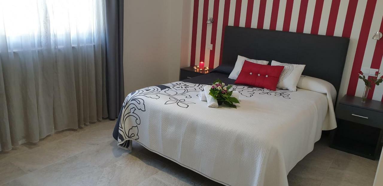 Apartamentos La Pradera De Isla Exterior foto