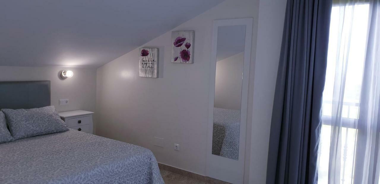 Apartamentos La Pradera De Isla Exterior foto