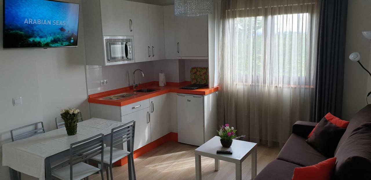 Apartamentos La Pradera De Isla Exterior foto